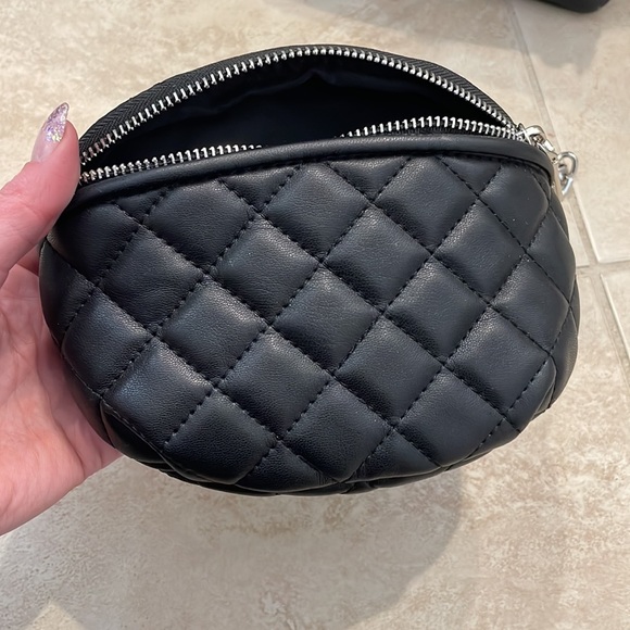 Belt bag - Picture 2 of 3